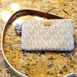 Michael Kors fanny pack